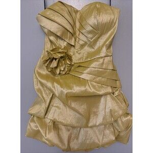 Forever 21 Pleated, With Flower On Waist . Strapless Dress - Gold Color Sz Large